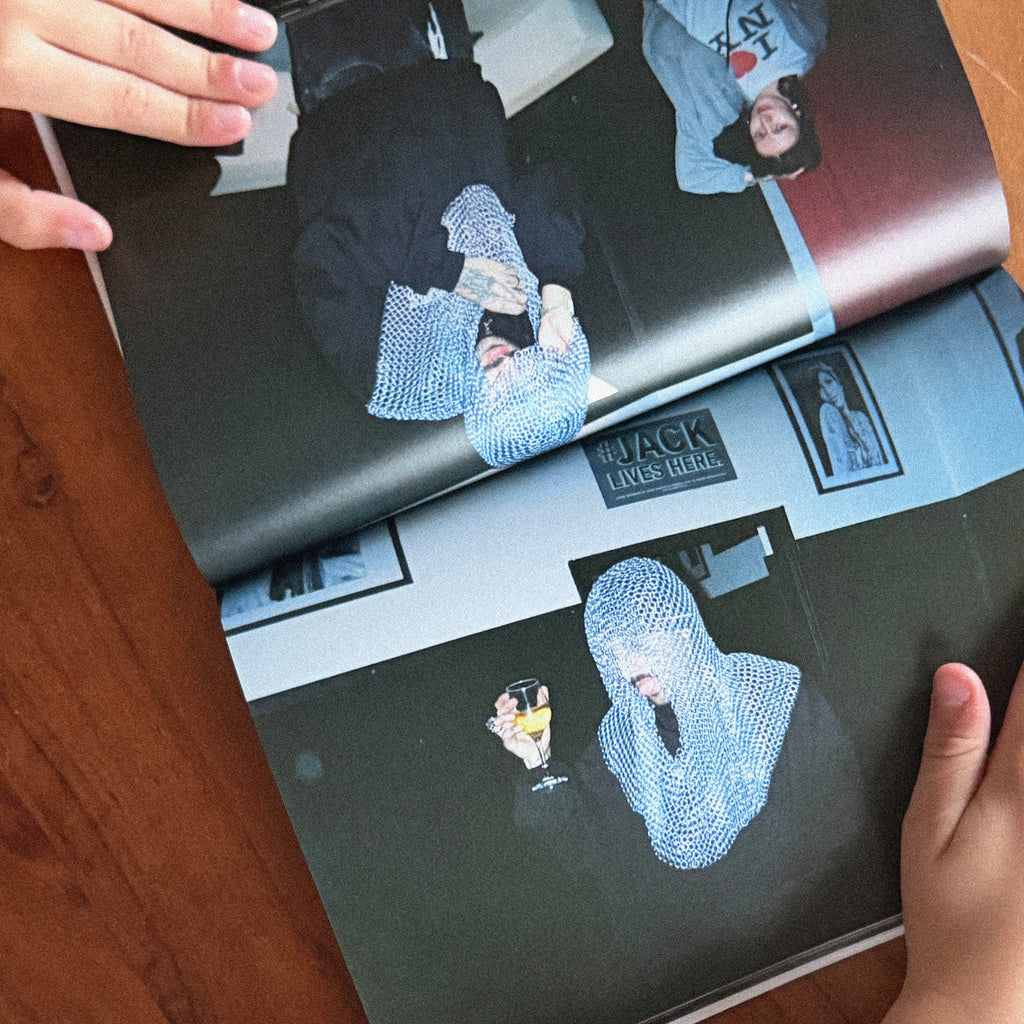 sweet solitude backstage (tour book)